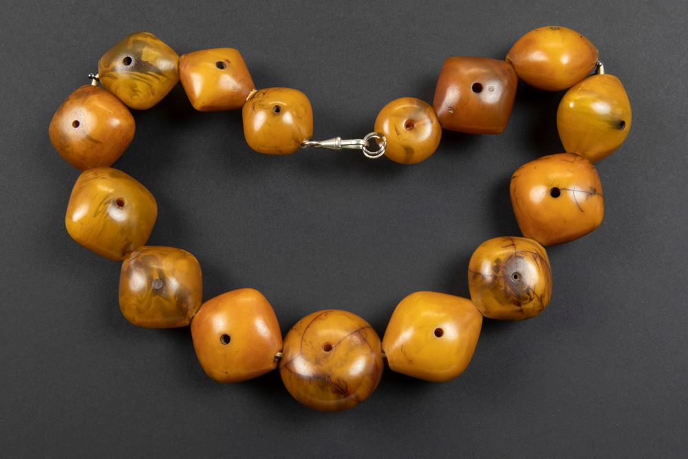 Null Collier ethnique nord-africain ou parure de tête avec perles en ambre - poi&hellip;