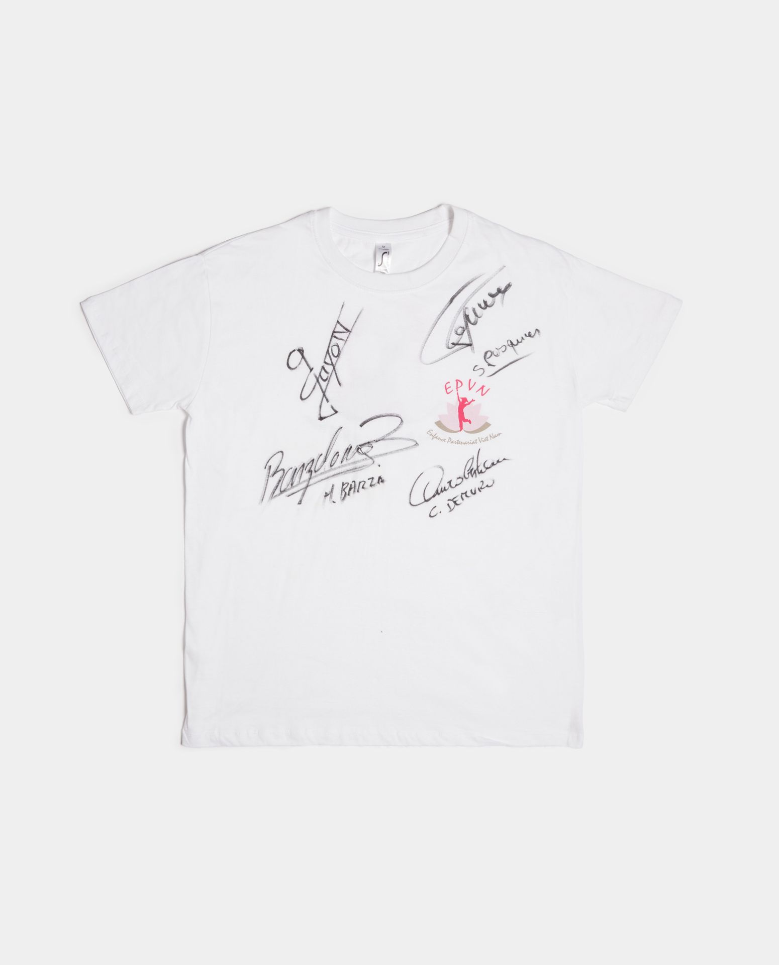 Null 
 EPVN T-shirt with jockey Demuro, Barzalona, Guyon and Pasquier 1 signed E&hellip;