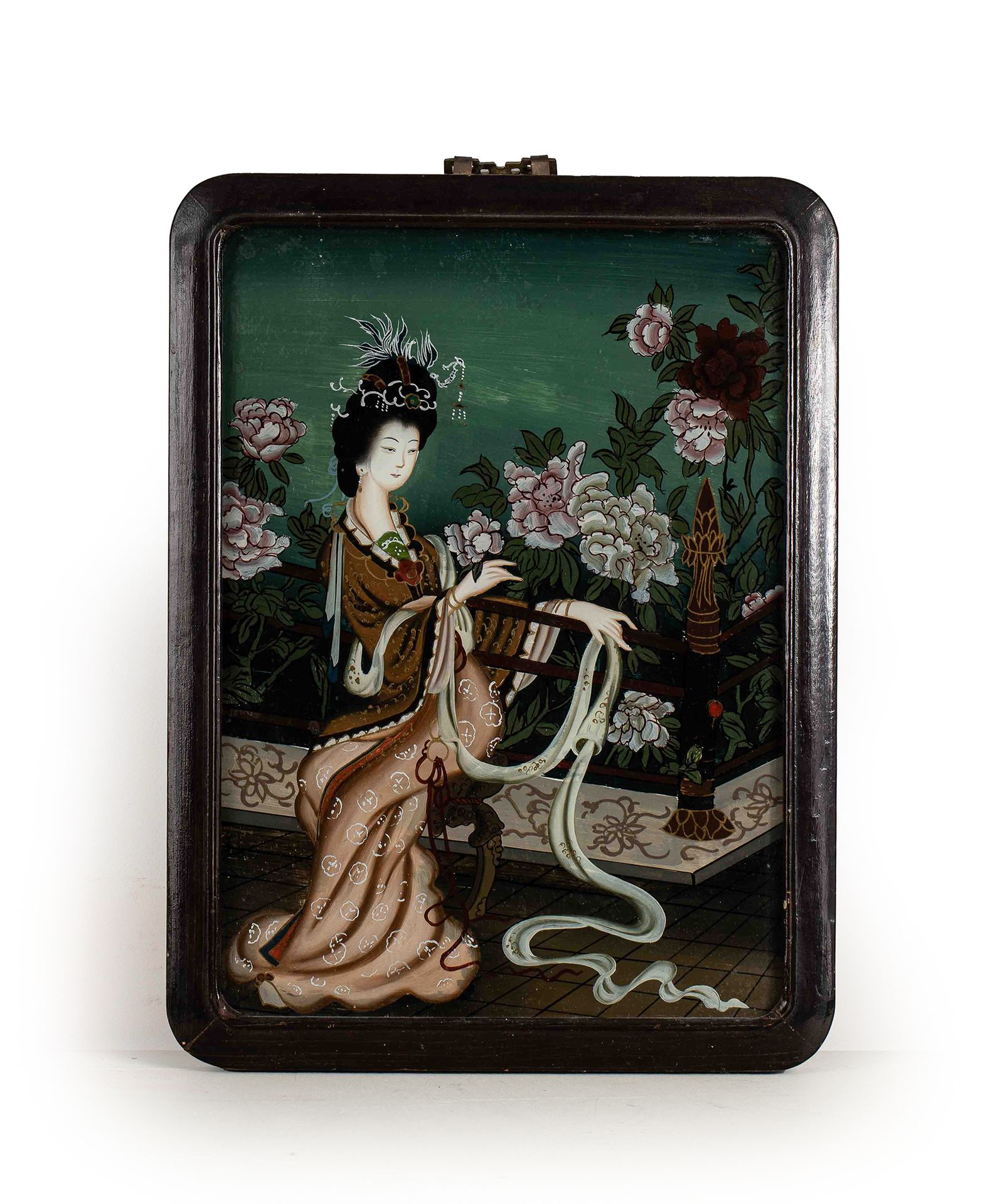Null 
Painting under glass with a princess decoration.

China early 20th century&hellip;