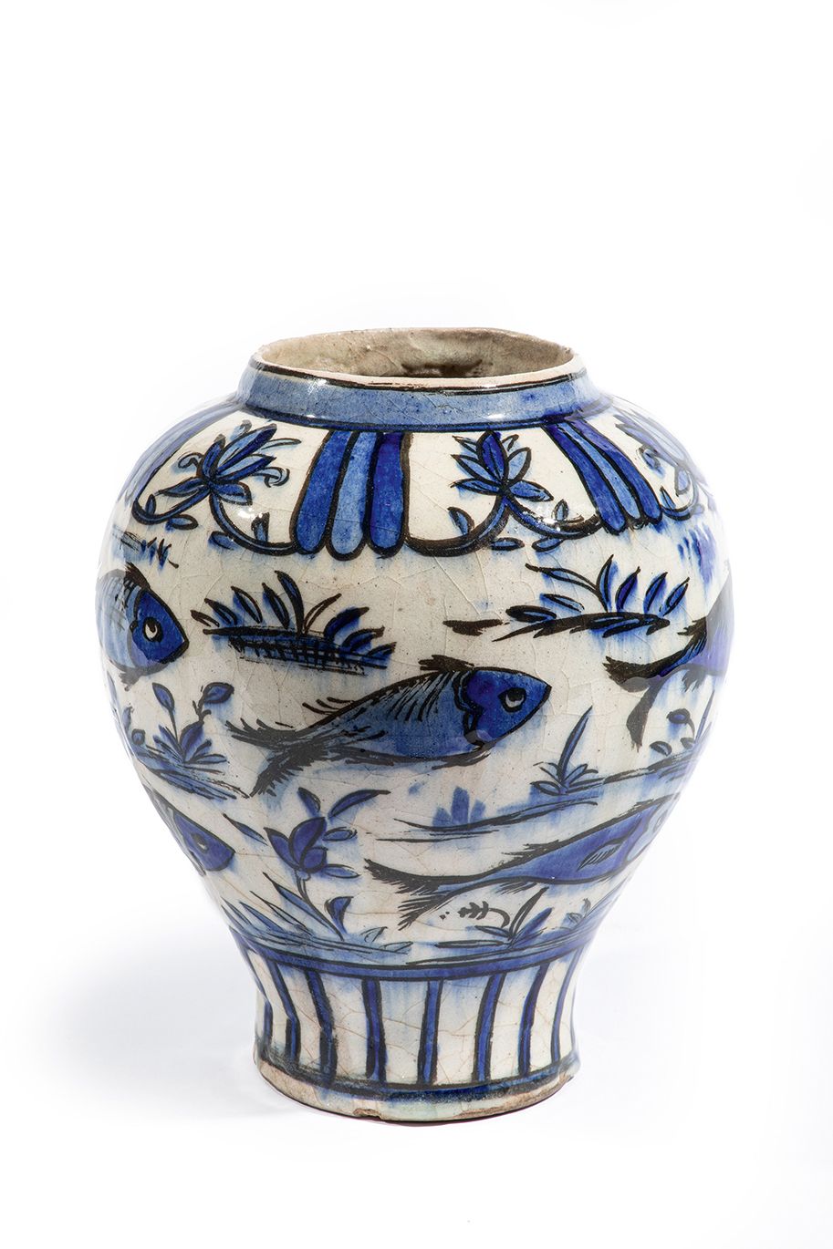 Null 
IRAN 

Vase de forme ovoïde en céramique siliceuse à décor 

en camaïeu bl&hellip;