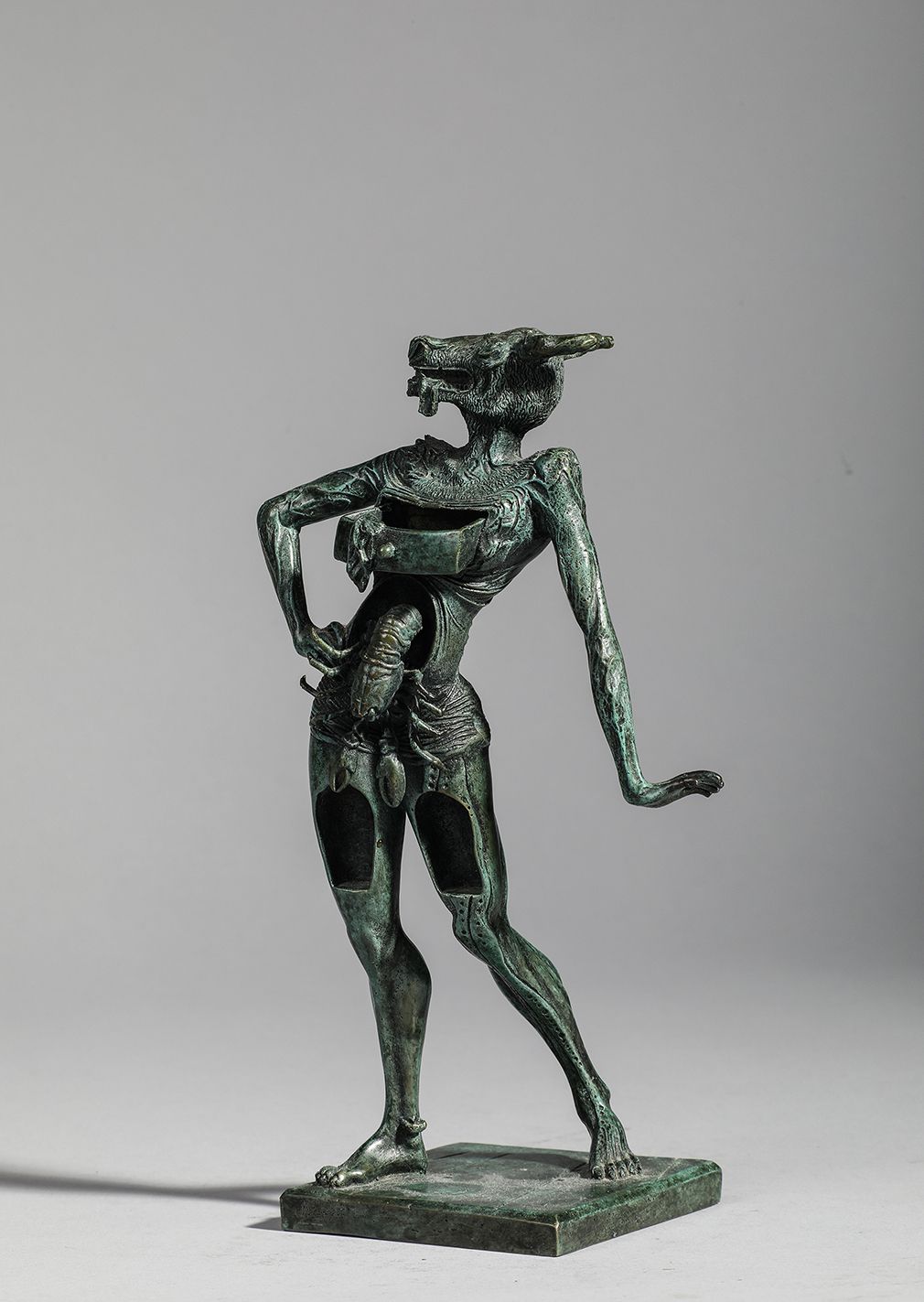 Null 
D’après Salvador DALI (1904–1989 ) 

LE MINOTAURE

Sculpture en bronze à p&hellip;