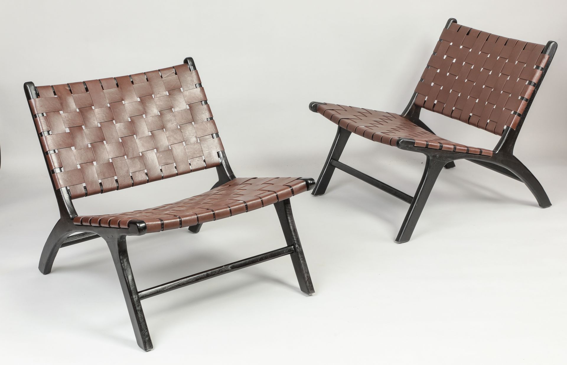 Null OLIVIER DE SCHRIJVER (born 1958)

Two armchairs Los Angeles leather and bla&hellip;