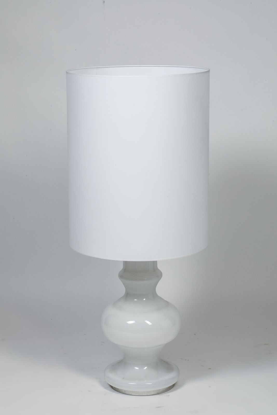 Null Gran lámpara de cristal de Murano



Obra italiana de los años 70



H: 93 &hellip;