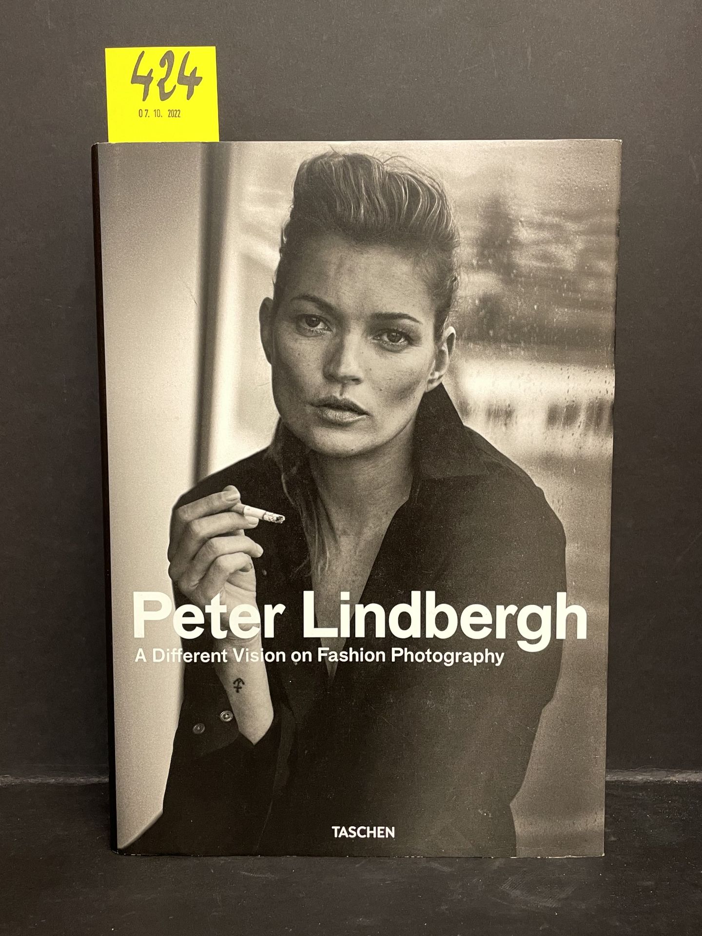 Null LINDBERGH.- LORIOT (Th.-M.). Peter Lindbergh : A Different Vision on Fashio&hellip;