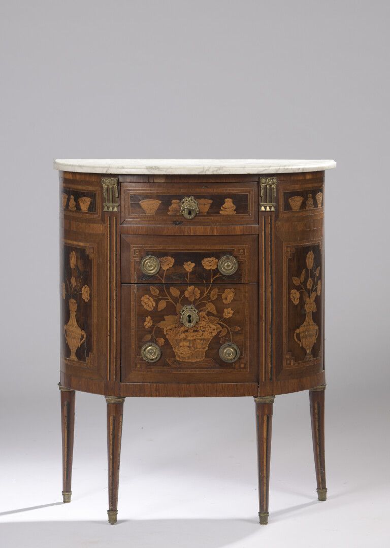 Null A half-moon chest of drawers with inlaid vases and utensils in amaranth, ro&hellip;