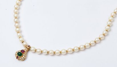 null Collier de perles de culture japonaises Akoia alternées d’intercalaires en or...