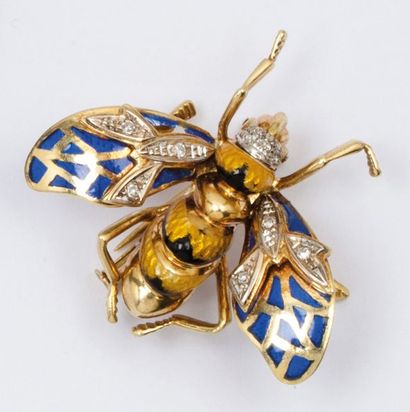 null Broche «?Abeille?» en or jaune émaillé jaune et noir, les ailes en plique-à-jour...