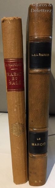 null Ensemble de 2 volumes reliés : - MAUCLAIR. Rabat et Salé. 1934, illustrations...