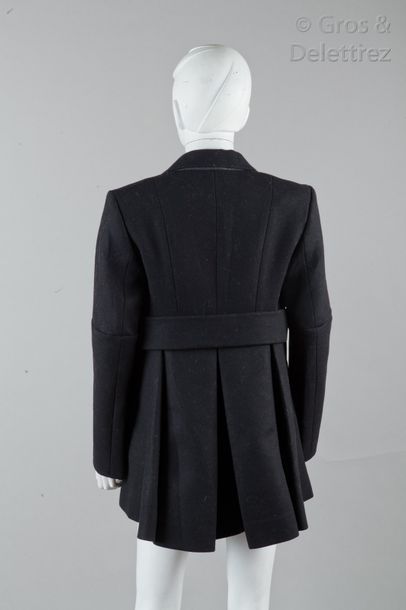 null CELINE par Phoebe Philo - Collection Pre-Fall 2013

3/4 en laine noire, col...