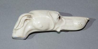 null Cane knob in the shape of a greyhound's head in carved ivory, eyes in glass....