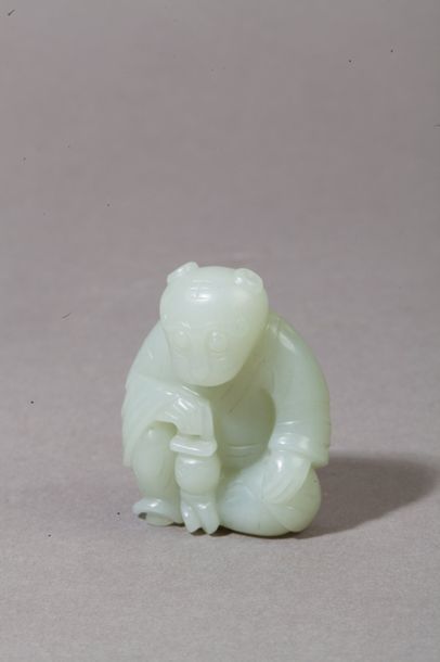 Chine 
Petite statuette en jade, représentant...