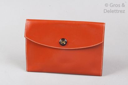 HERMES PARIS MADE IN FRANCE ANNÉE 1992 Pochette «?Rio?» 24cm en box chaudron à surpiqures...