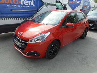 Peugeot 208 Blue HDI • immat DV-365-JK
• du 31/08/2015
• GO
• 4 CV
• 107794 km