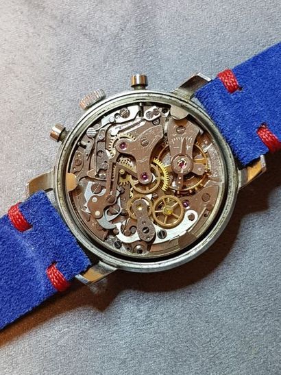 null MEGEVE CHRONOGRAPHE vers 1950

montre acier, bracelet cuir, fonction chronographe...