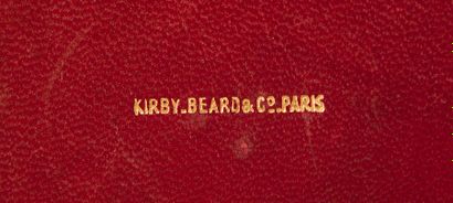 null KIRBY-BEARD 

Porte-pipes en cuir bordeaux surpiqué

H : 14 D : 16 cm 