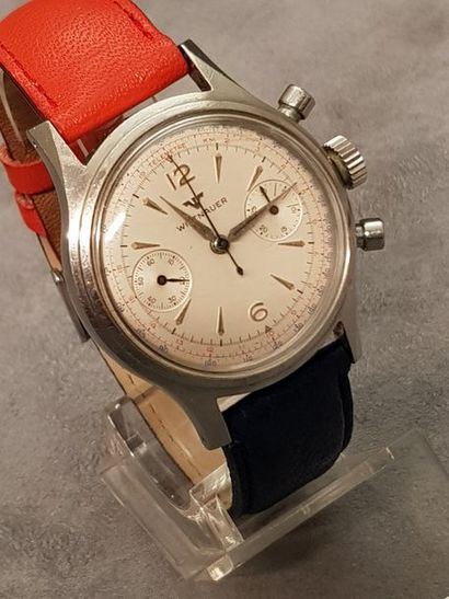 null WITTNAUER vers 1950

Montre acier fab suisse, bracelet cuir, fonction chronographe...