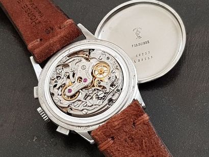 null MOVADO vers 1940

montre acier fab suisse, bracelet cuir, fonction chronographe...