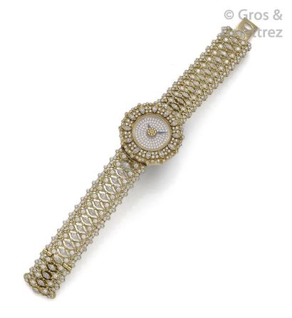 BUCCELLATI " Eliochron " - Ladies' yellow gold openwork watch strap entirely set...