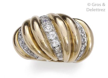 RENE BOIVIN Yellow gold ring with large gadroons alternating three lines of old-cut...