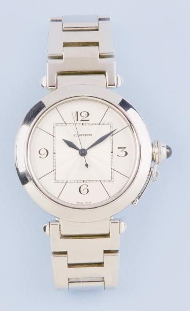 CARTIER « Pasha 42 mm » - Bracelet-montre en or gris, cadran gris à chiffres arabes,...