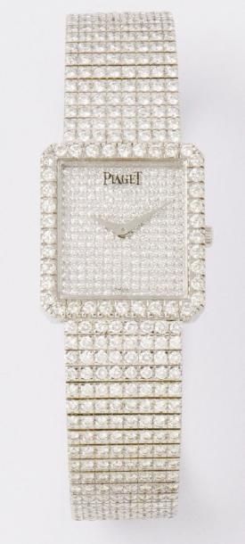 PIAGET Bracelet montre en or gris entièrement serti de diamants, mouvement mécanique,...