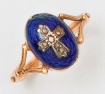 null Yellow gold ring, set with a cross set with brilliant-cut diamonds in a blue...