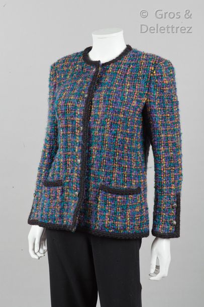 CHANEL par Karl LAGERFELD Ready to wear collection - Circa 1985 * Jacket in multicoloured...