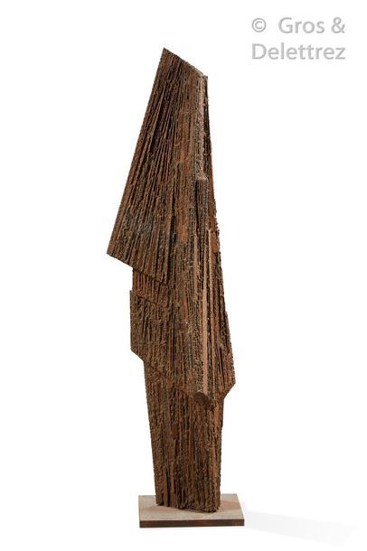 Michel LUCOTTE (Né en 1931) « Tête verticale n°2 » Rare sculpture en fer soudé et...