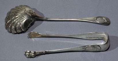 null Housewife's part of plain silver cutlery with foliage decoration, the piriform...