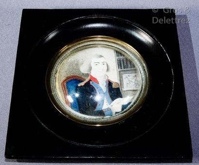 null Round miniature representing Mr. Colon de Brève in military dress.

Diam. 6,3cm

A...