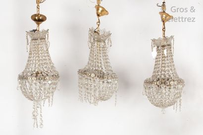 null Suite of three small chandeliers " montgolfière " in cut crystal with diamond...