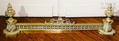 null Openwork brass firebox bar with pot design. Length. 90cm