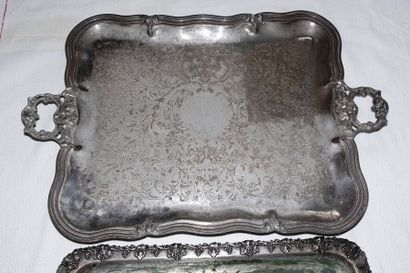 null Two serving trays with two silver-plated copper handles decorated with vine...