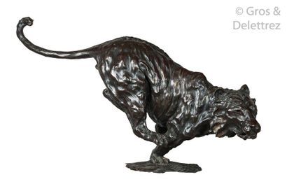 null José Maria DAVID (1944-2015)

Silver tiger (large model)

Bronze print with...