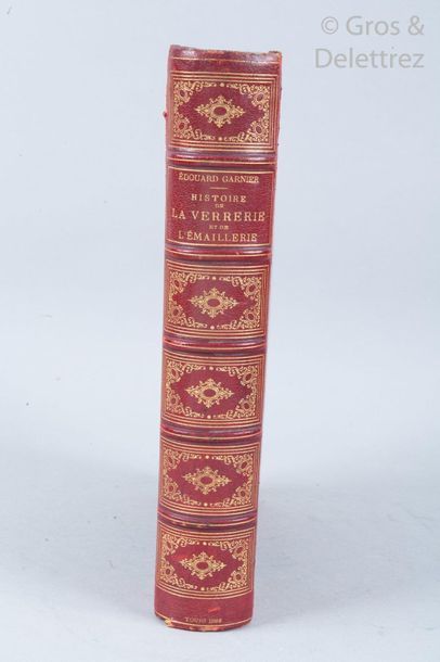 null Histoire de la verrerie et émaillerie par Edouard Garnier

Edition Alfred Mame,...