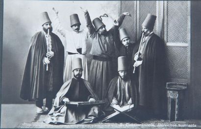 null Turquie

Constantinople, c. 1920. Album oblong contenant 33 épreuves argentiques...