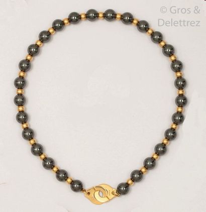 DINH VAN " Menottes " - Necklace made of yellow gold balls alternating with hematite...