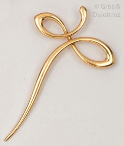 null Brooch " Nœud " in yellow gold. P. 7.3g.