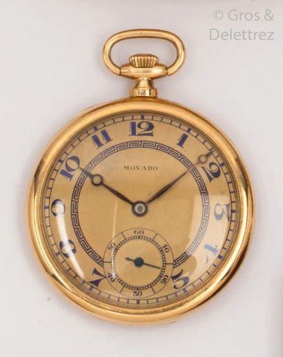 MOVADO Gusset watch in yellow gold with Greek-style friezes. Signed Movado. P. Brut :...