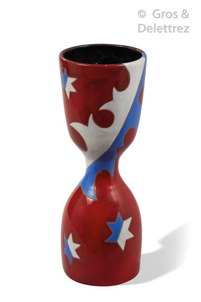 Jean PICART Le DOUX (1902-1982) à Saint Vicens Vase modèle «?Diabolo?» en céramique...