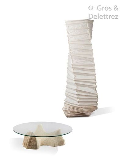 Michelle HARTMANN dite Michell (Née en 1936) Table basse en céramique émaillée beige

Plateau...