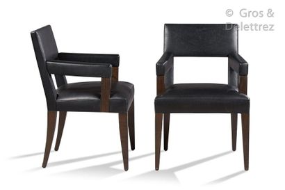 Philippe HUREL (Né en 1955) Paire de fauteuils, modèle Maiko, structure en bois teinté,...