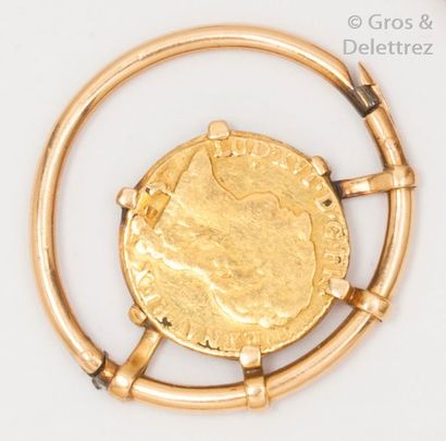 null Porte-clé en or jaune, orné d’un Louis d’or de 1788. Diamètre?: 4cm. P. Brut?:...