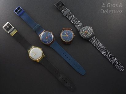 SWATCH SWATCH, lot de 4 montres comprenant les modèles suivants :

-Snowwhite (Bracelet...