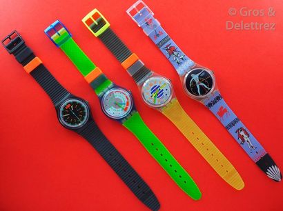 SWATCH SWATCH, lot de 4 montres comprenant les modèles suivants :

-Batticuore (Jours...