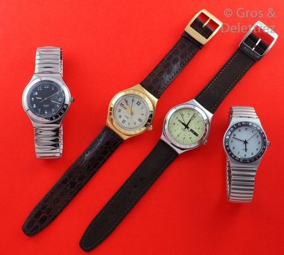 SWATCH SWATCH, lot de 4 montres comprenant les modèles suivants :

-Black Orobka...