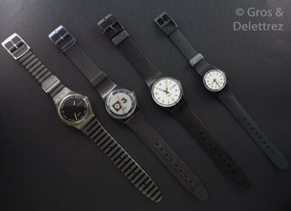 SWATCH SWATCH, lot de 4 montres comprenant les modèles suivants :

-Gutemberg (Jours...