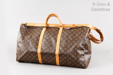 LOUIS VUITTON Keepall Shoulder bag 60cm in Monogram canvas and natural leather, double...