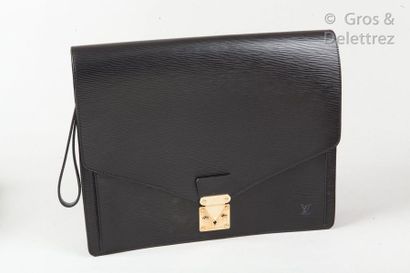 LOUIS VUITTON Briefcase "Senator" GM 38cm in black epi leather, gilt brass lock on...