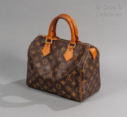 LOUIS VUITTON Speedy" bag 25cm in Monogram canvas and natural leather, zipper, double...